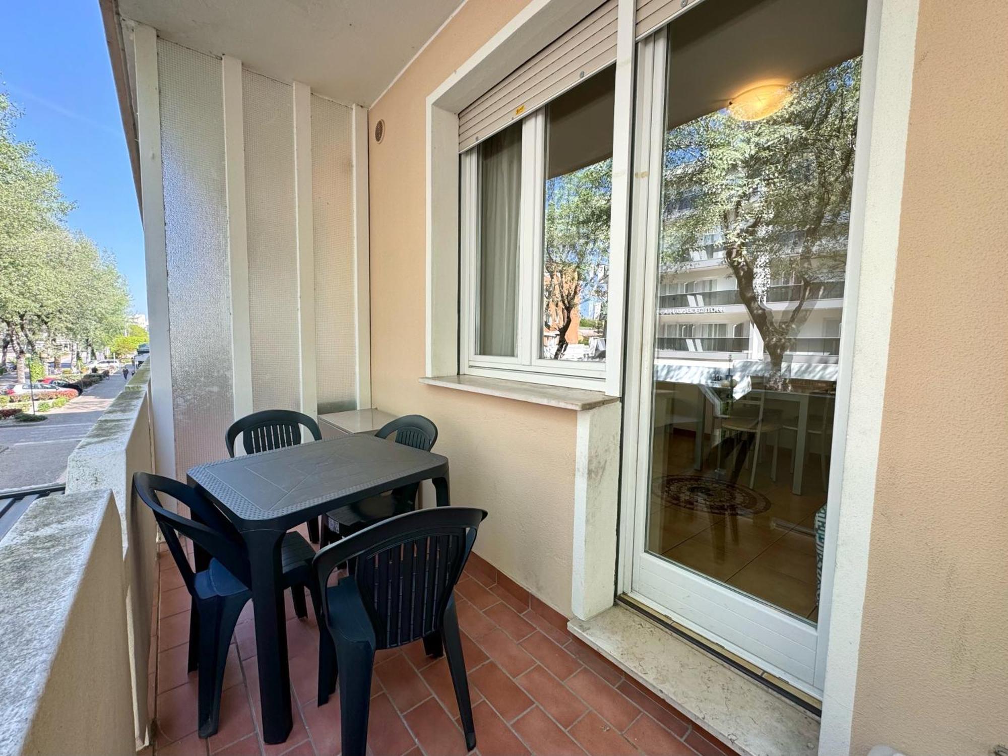 Condominio Bussola Bibione Extérieur photo