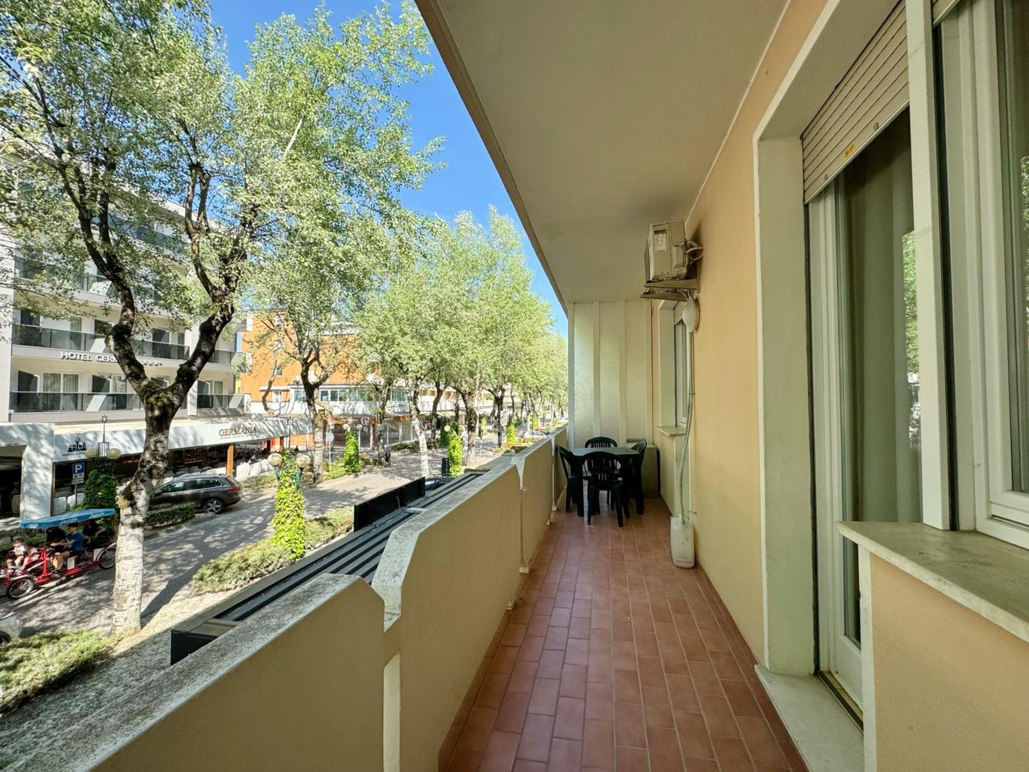 Condominio Bussola Bibione Extérieur photo