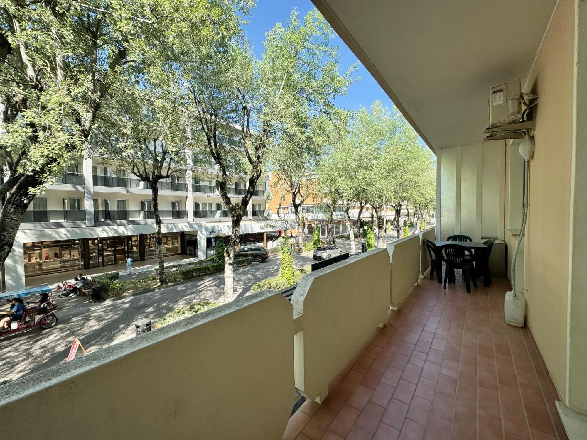Condominio Bussola Bibione Extérieur photo